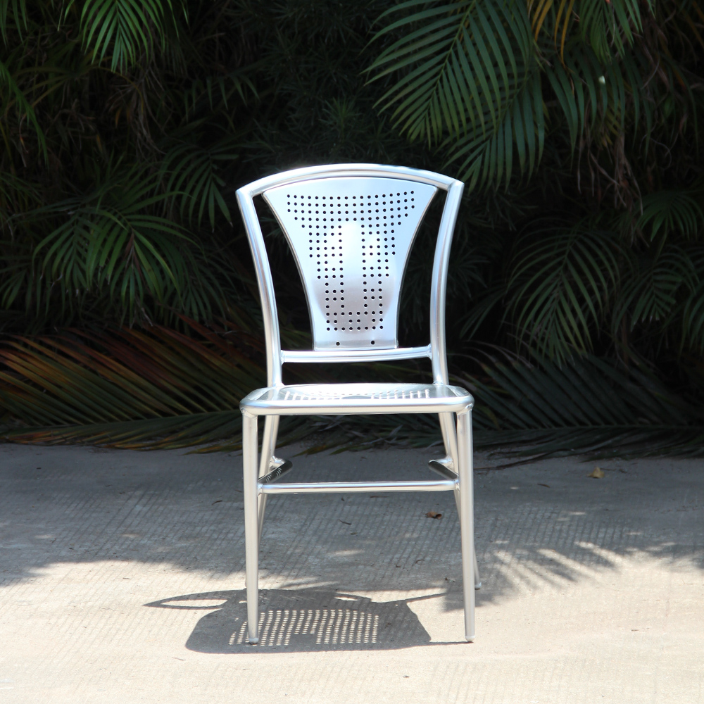 Chaise d'extérieur de patio personnalisée confortable